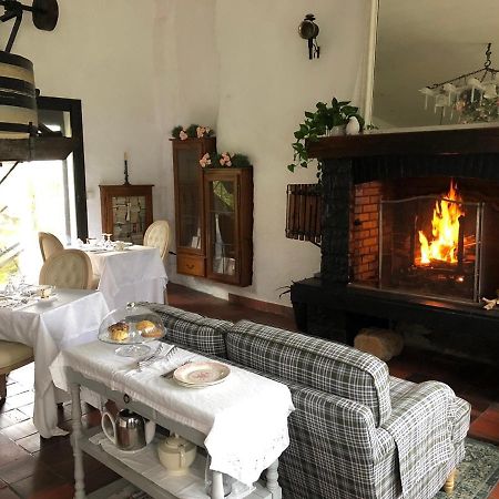 Le Vieux Moulin Bed & Breakfast Bouhet Exterior photo