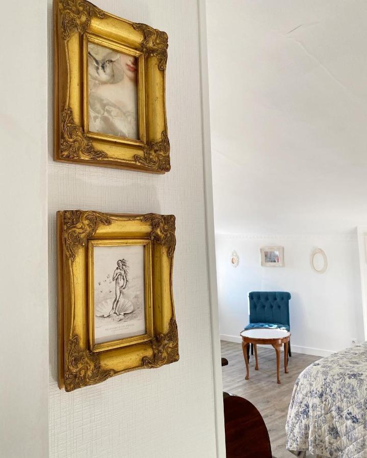 Le Vieux Moulin Bed & Breakfast Bouhet Exterior photo